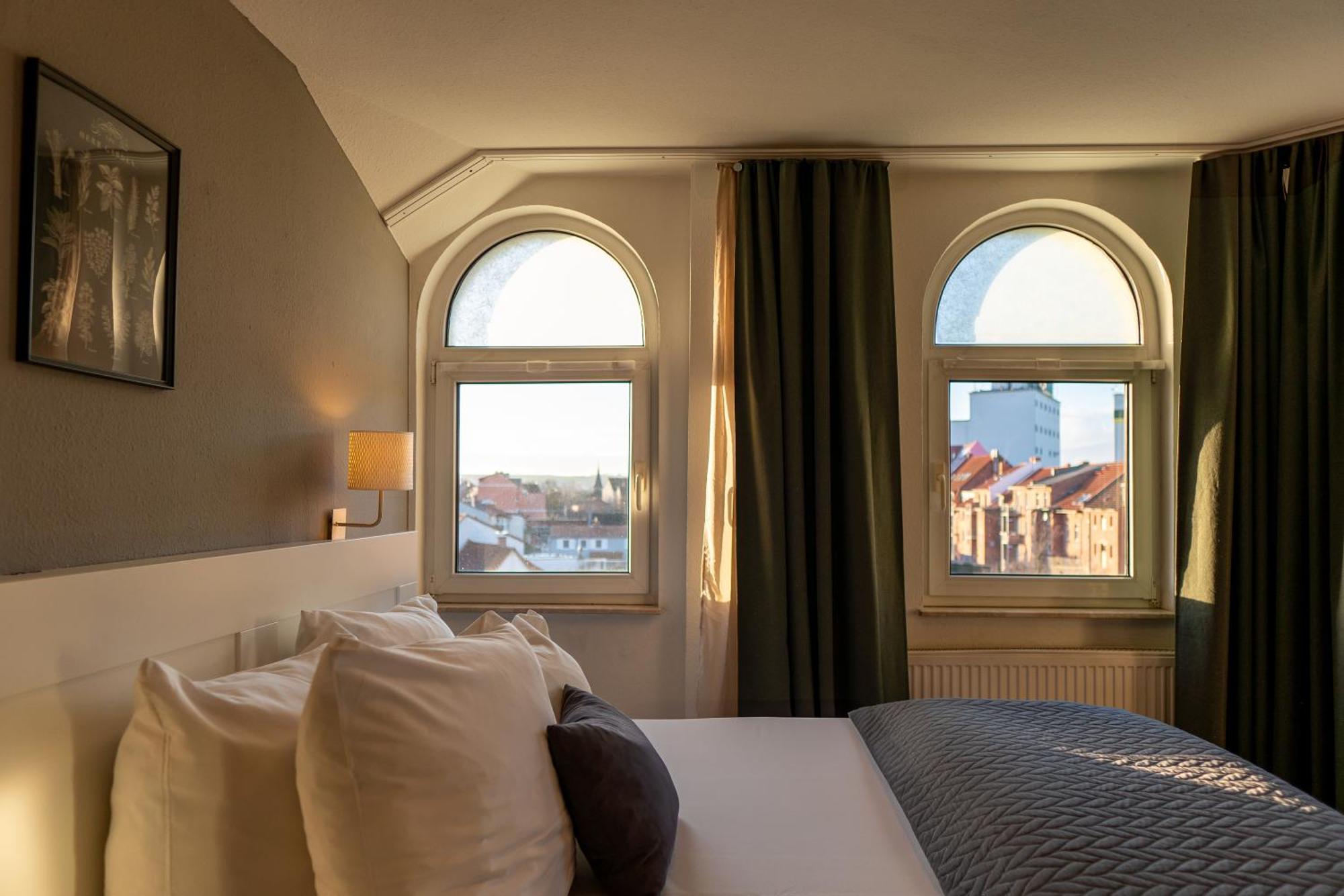 Apartment Hotel Lindeneck แอร์ฟวร์ท ภายนอก รูปภาพ