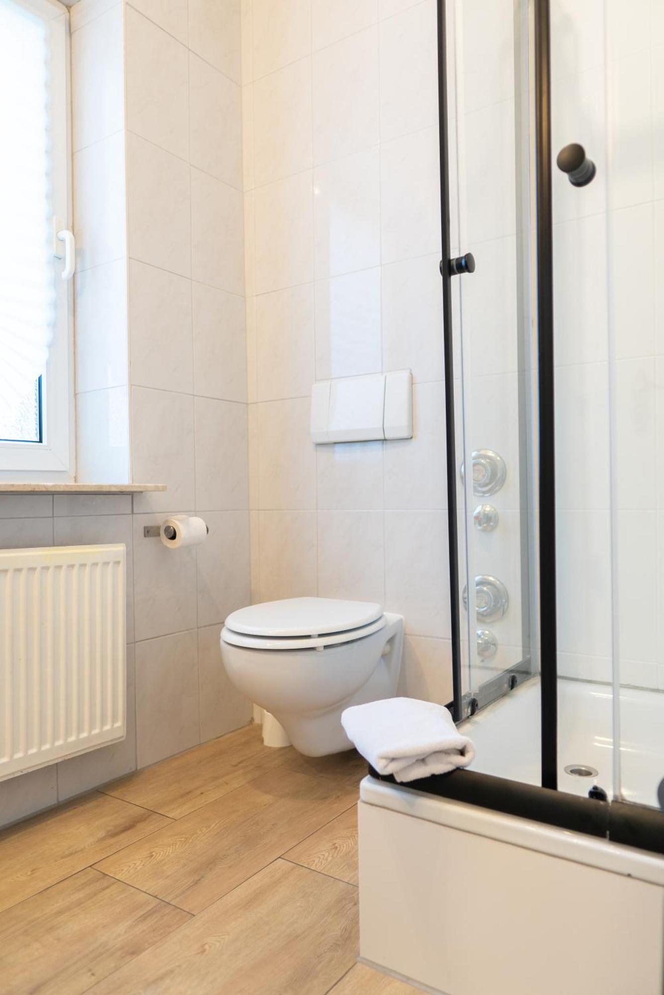 Apartment Hotel Lindeneck แอร์ฟวร์ท ภายนอก รูปภาพ